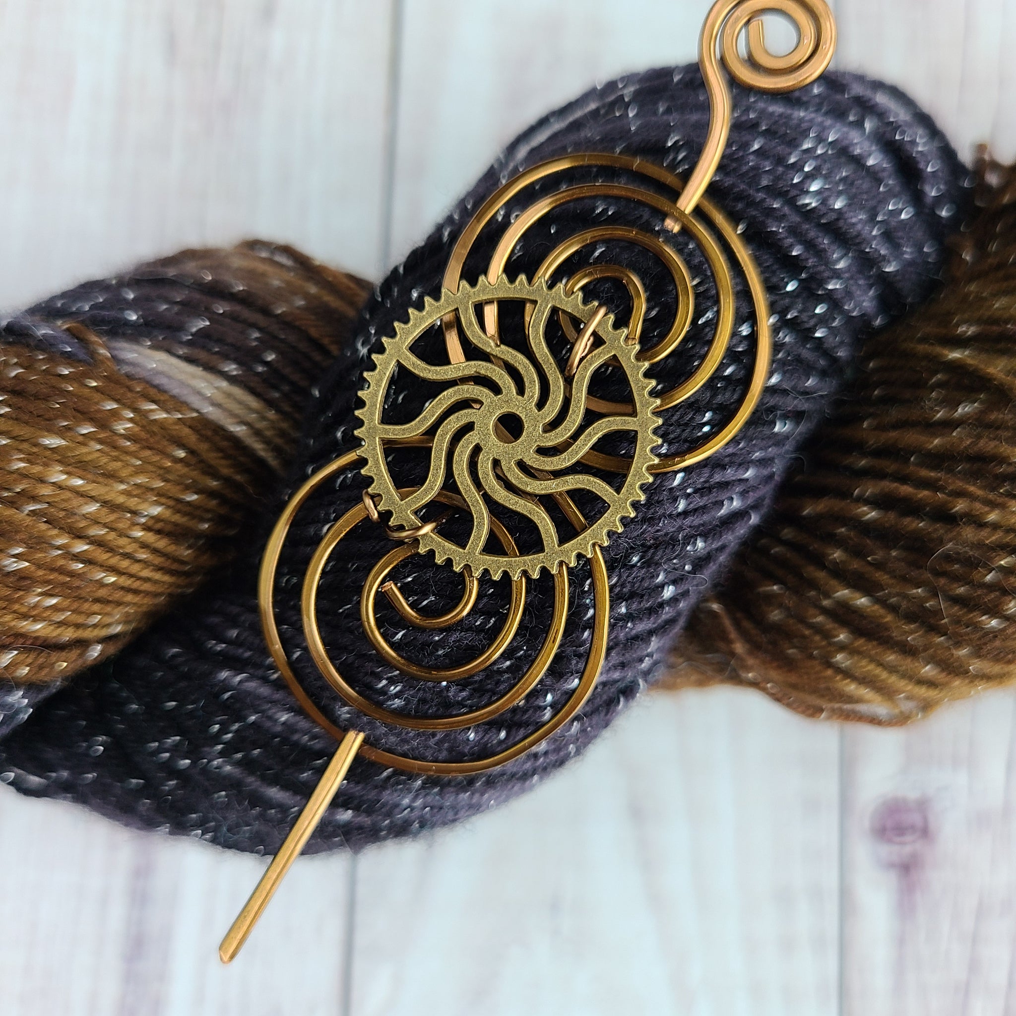 Steampunk Gear Shawl Pin - Charmed Vintage Bronze