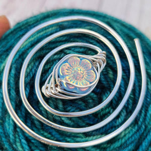 Periwinkle Shawl Pin - Twirl Silver