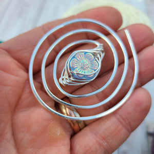 Periwinkle Shawl Pin - Twirl Silver