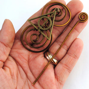 Shawl Pin, Wizard Shawl Pin - Charmed Fandoms Bronze - Crafty Flutterby Creations